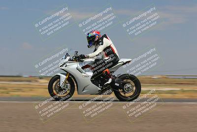 media/Sep-10-2023-Pacific Track Time (Sun) [[44210541ad]]/Group C/1240pm (Wheelie Bump)/